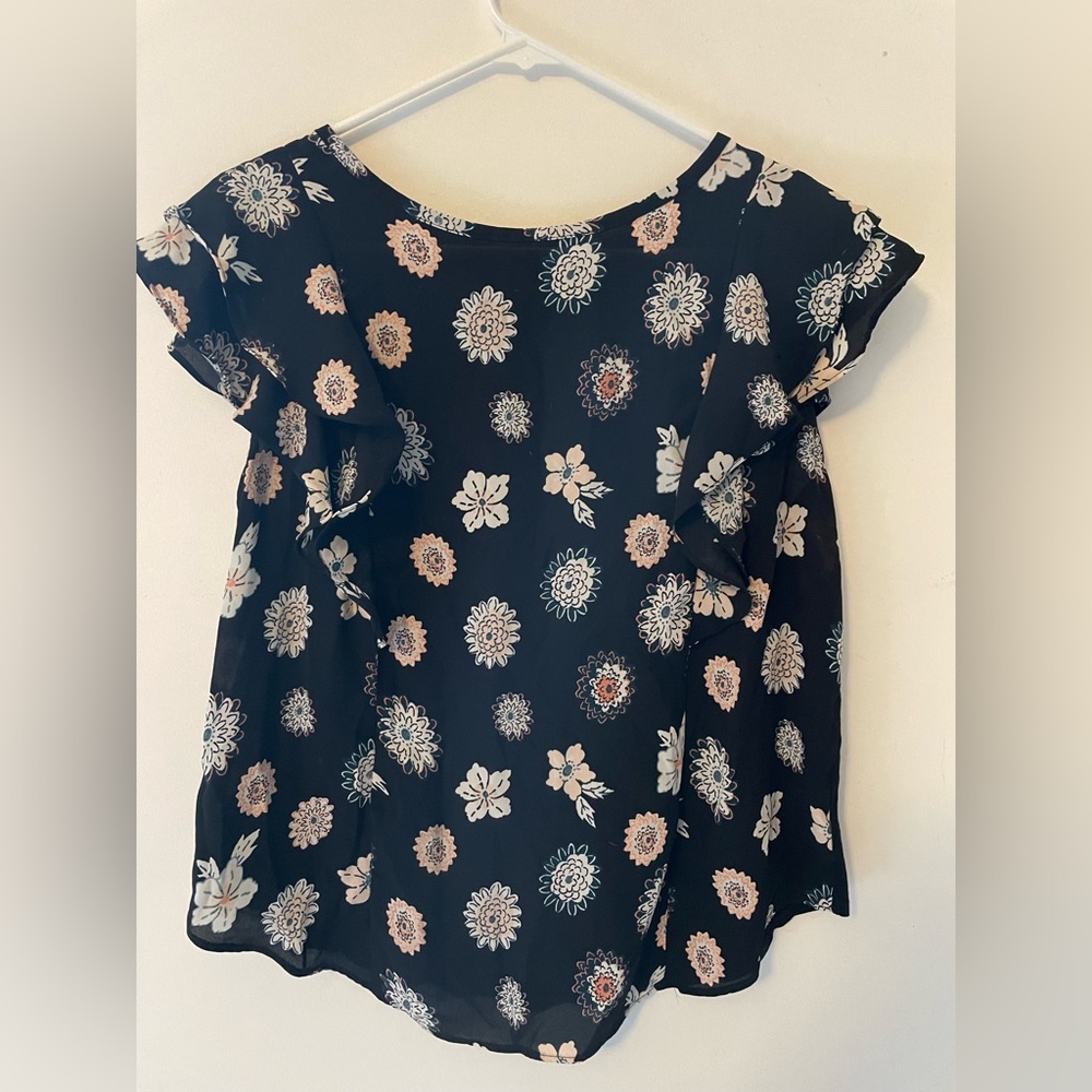 The Loft ruffle top